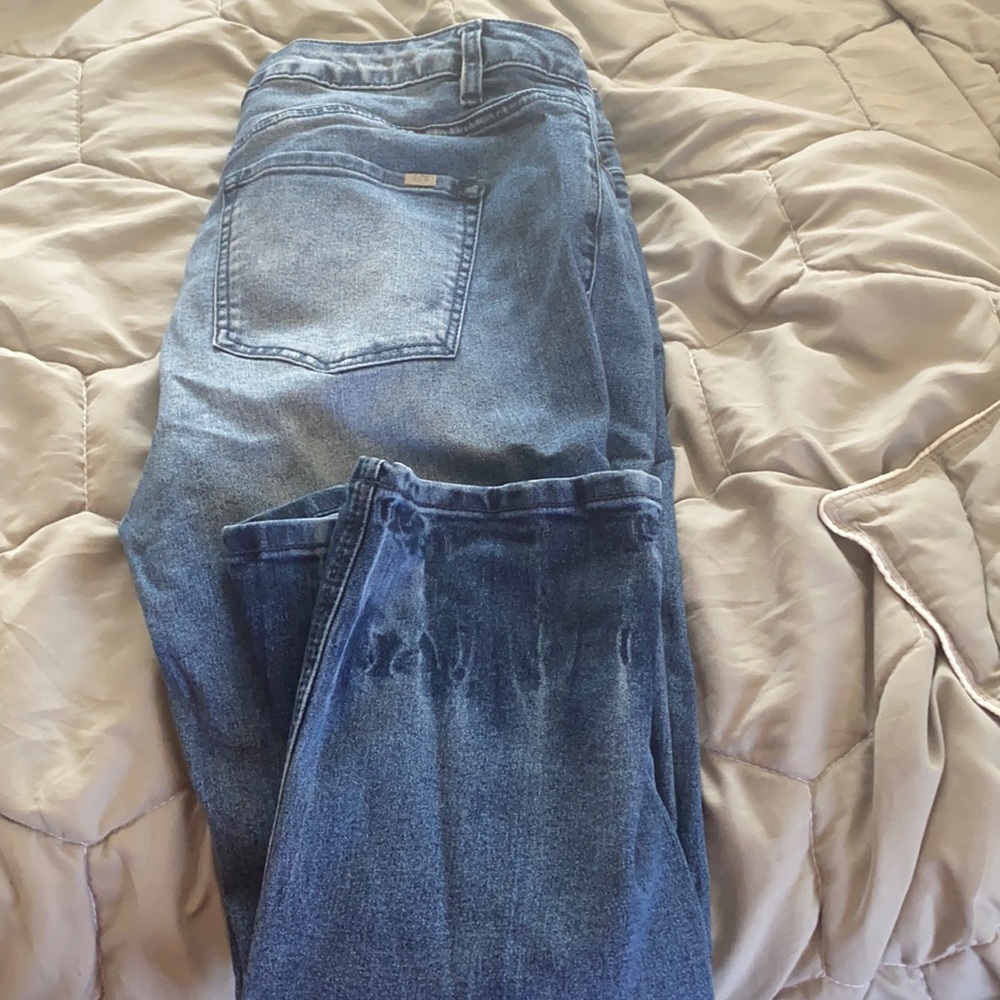 Women’s Capri jeans